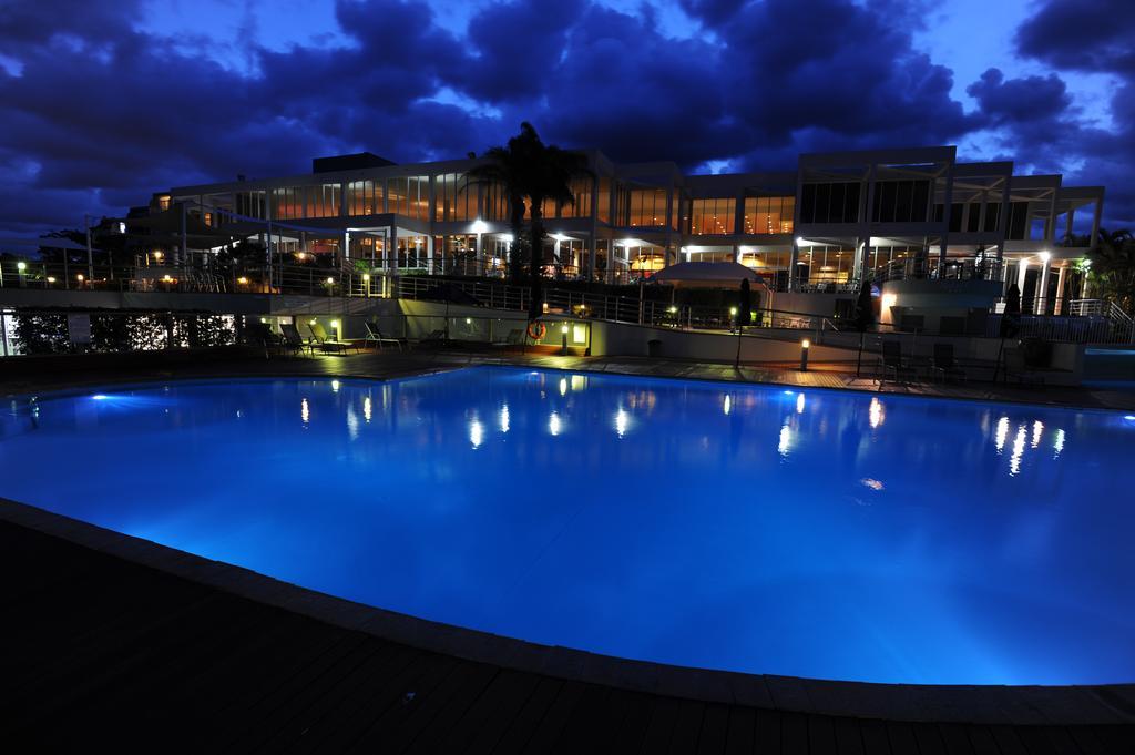 Absolute Beachfront Opal Cove Resort Korora Exterior foto
